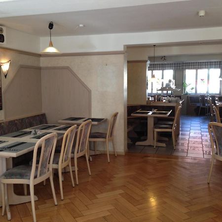 Goldene Rose Aparthotel Ebersbach an der Fils ภายนอก รูปภาพ