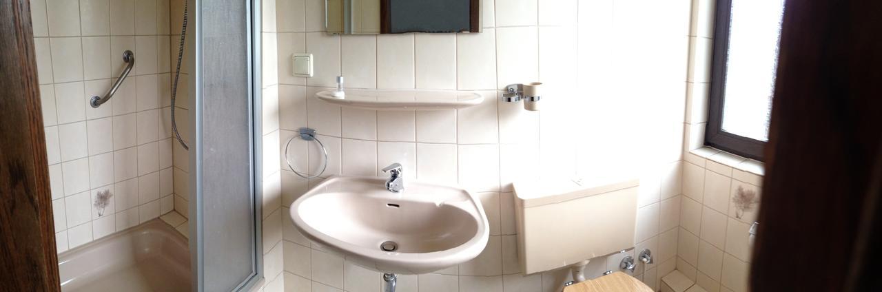 Goldene Rose Aparthotel Ebersbach an der Fils ภายนอก รูปภาพ